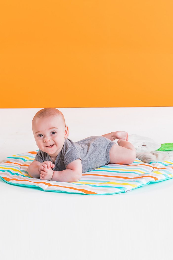 Bright starts hug-n-cuddle elephant activity gym