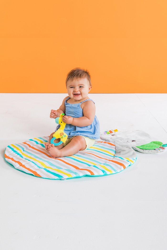 Bright starts hug-n-cuddle elephant activity gym