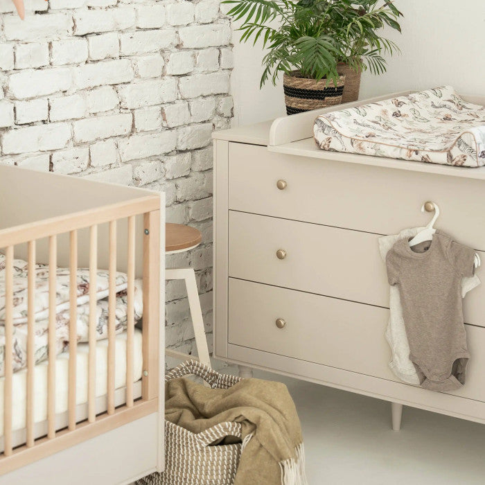 Pinio Petite Children’s Dresser With 3 Drawers