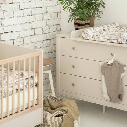 Pinio Petite Children’s Dresser With 3 Drawers