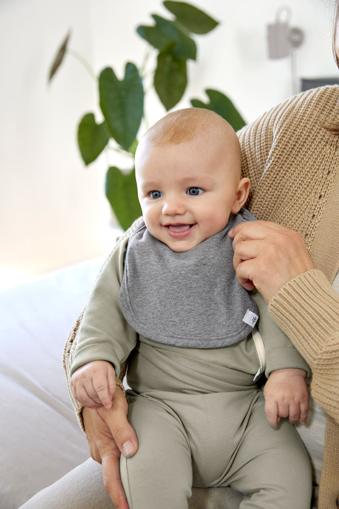 Lassig Newborn Bib 3&