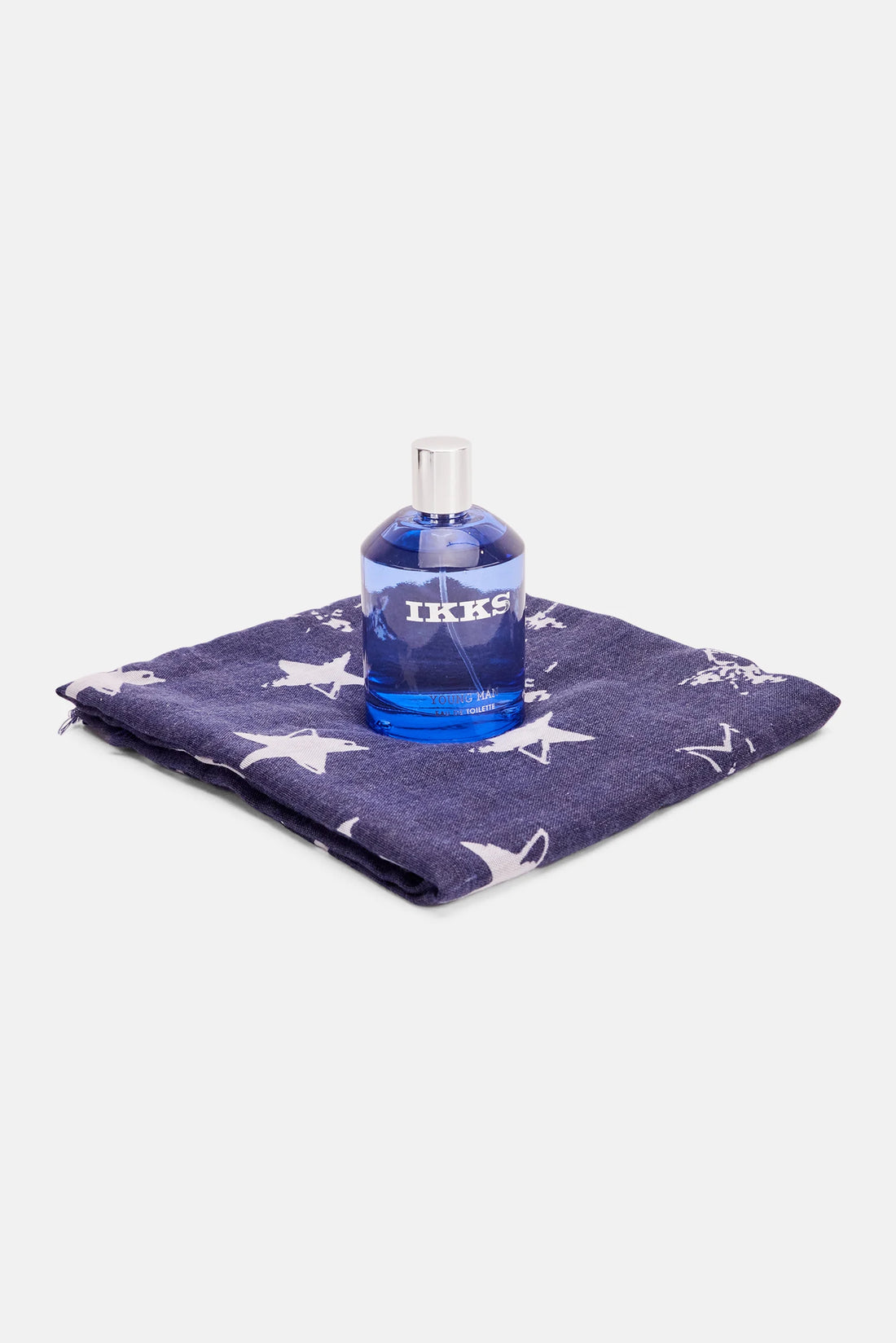 Young Man Eau De Toilette 100 ml With Scarf