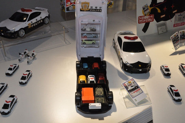 Musical Flash Car With 3 Die Cast Cars