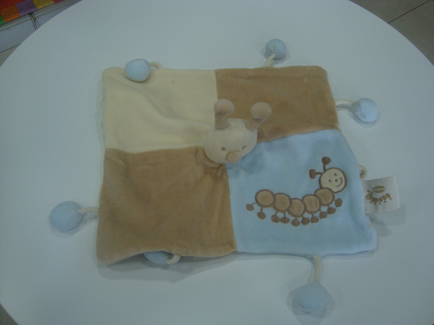 VACO Doudou Chenille