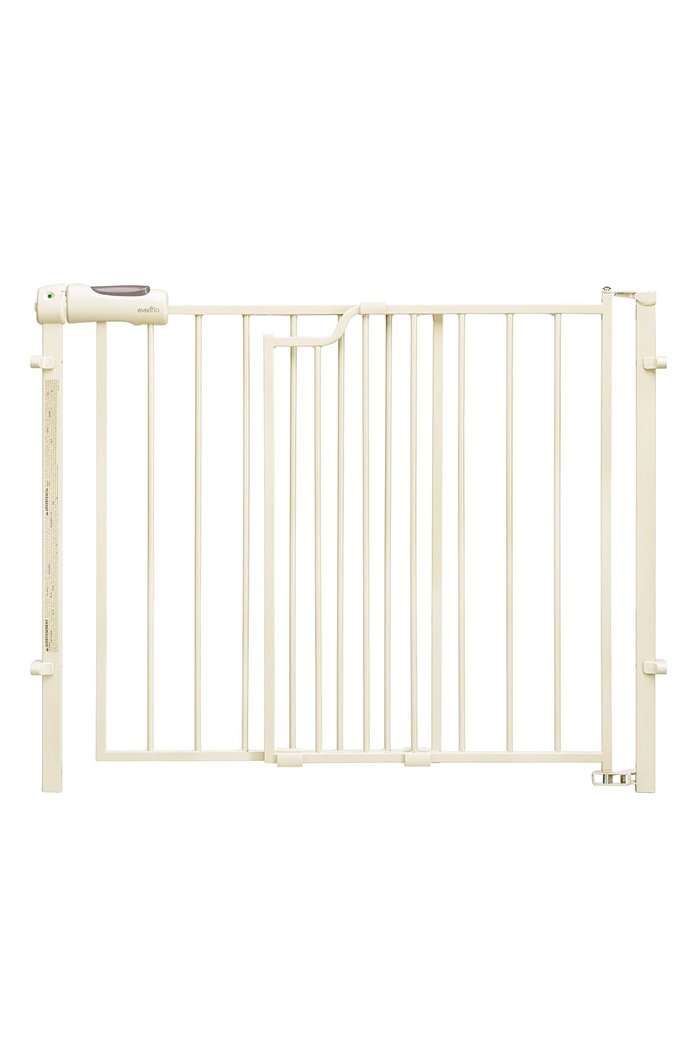 Evenflo gate secure step