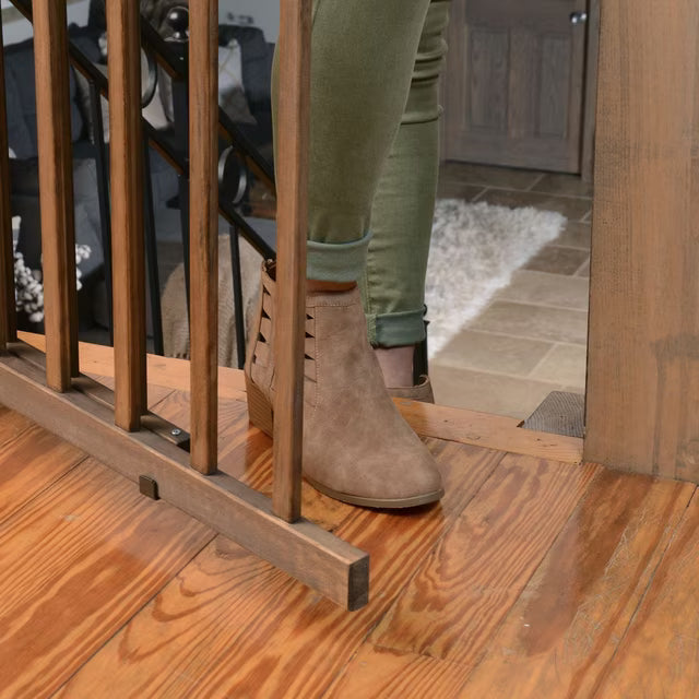 Evenflo Gate Secure Step
