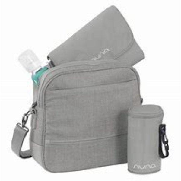 Nuna diaper bag ( frost )